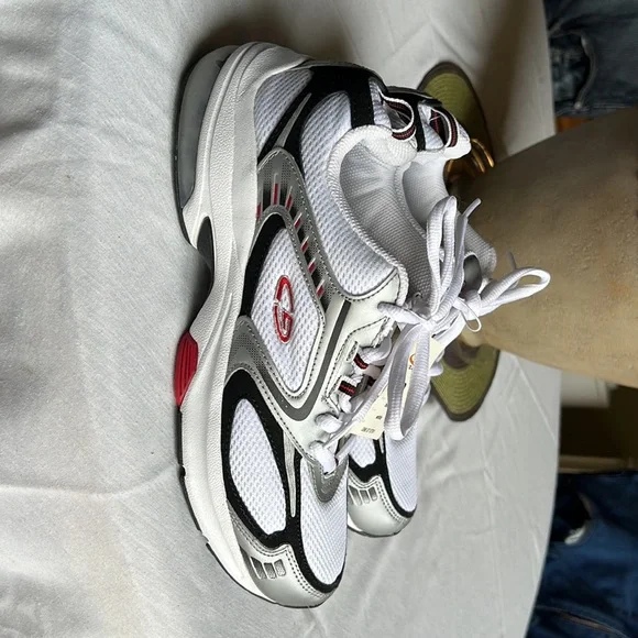 Champion tennis shoes size 9 men’s - Picture 9 of 9